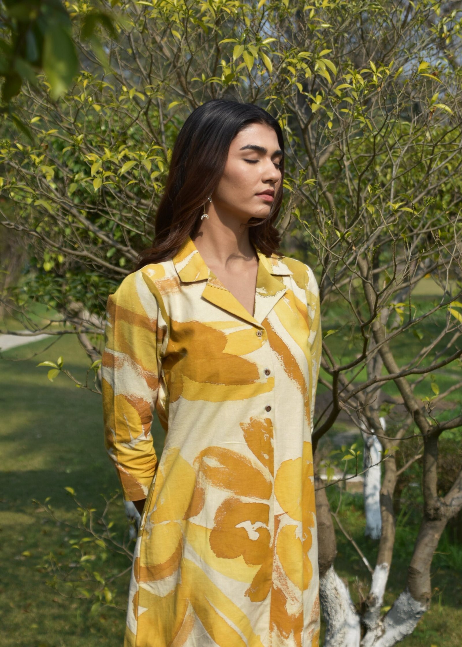 Sunny Strokes Collar Dress - Image 6