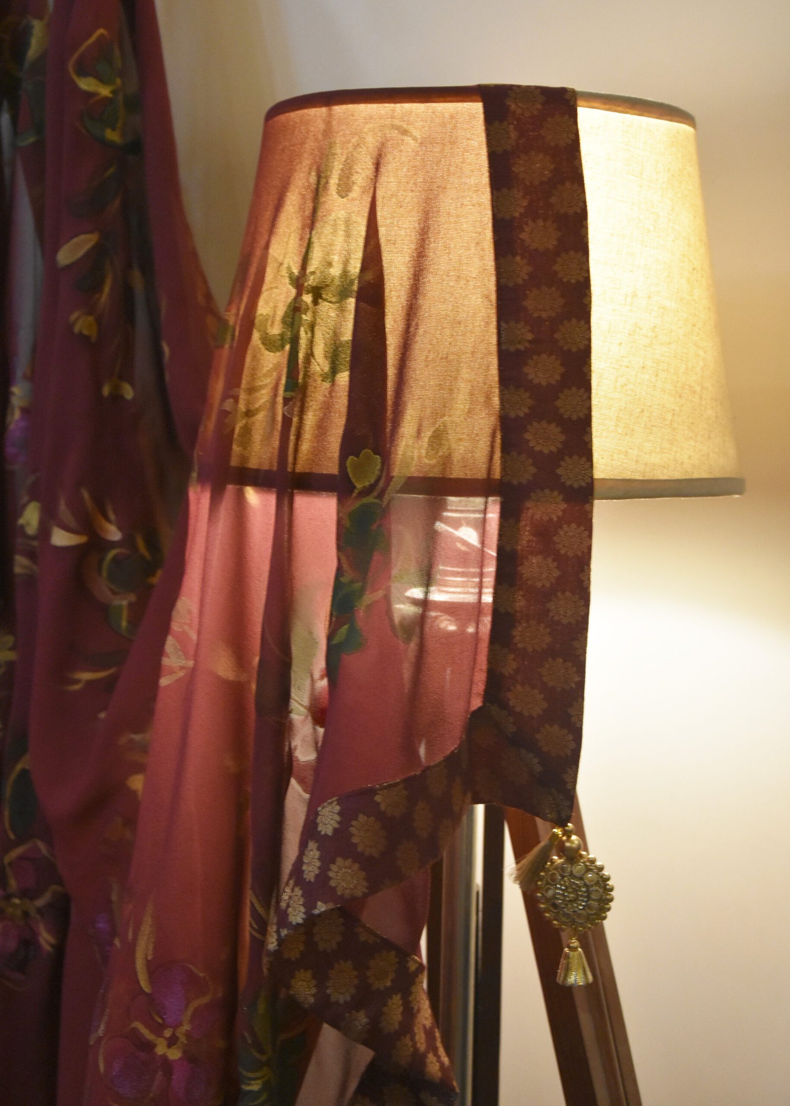 Ethnic Shades and Hues - Image 3