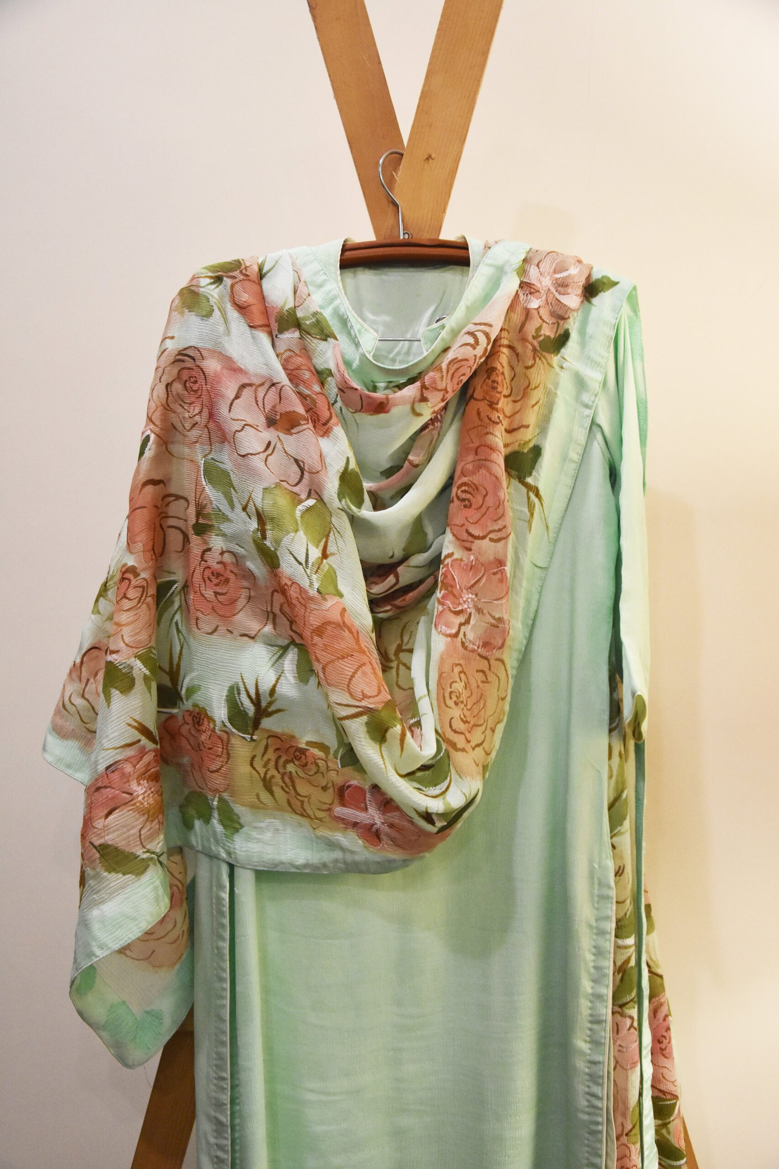 Watercolour Spread of Roses - Image 3